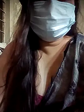 naughtymadam online show from April 13, 4:38 am