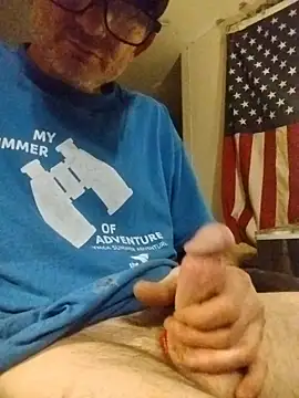 Snapshot of ROBERT0516 chatting on February 20, 2:19 am ROBERT0516 online show from February 20, 2:19 am