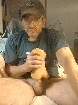 Snapshot of ROBERT0516 chatting on November 24, 12:05 pm ROBERT0516 online show from November 24, 12:05 pm