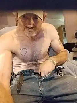 ROBERT0516 online show from May 19, 9:11 pm