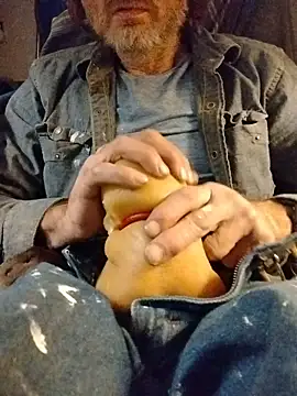 Snapshot of ROBERT0516 chatting on October 25, 10:54 pm ROBERT0516 online show from October 25, 10:54 pm