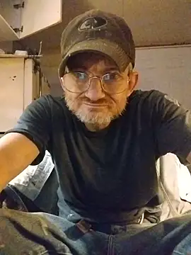 Snapshot of ROBERT0516 chatting on November 23, 4:39 pm ROBERT0516 online show from November 23, 4:39 pm