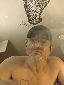 Snapshot of ROBERT0516 chatting on November 27, 10:37 am ROBERT0516 online show from November 27, 10:37 am