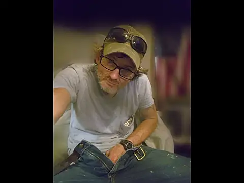ROBERT0516 online show from June 25, 10:04 pm