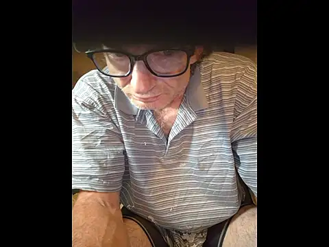 ROBERT0516 online show from July 4, 5:36 am