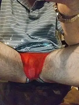 Snapshot of ROBERT0516 chatting on February 6, 4:30 am ROBERT0516 online show from February 6, 4:30 am