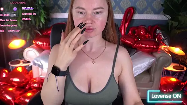 MiaRedFox online show from February 6, 6:31 am