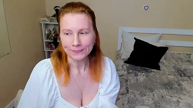 FoxySophia online show from October 7, 5:52 am