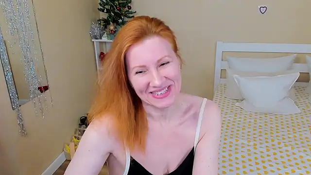 Snapshot of FoxySophia chatting on January 14, 3:10 am FoxySophia online show from January 14, 3:10 am