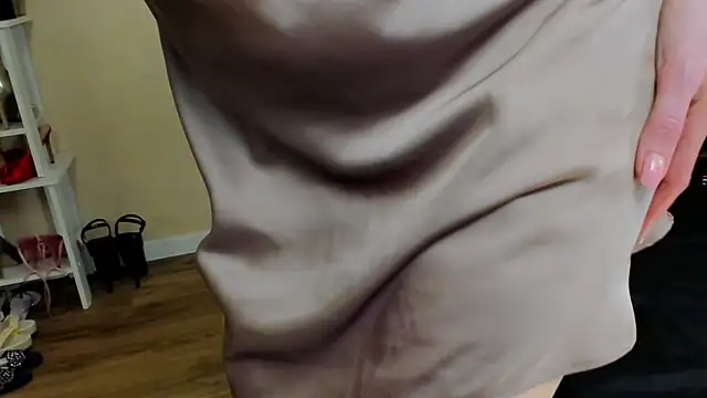 FoxySophia online show from April 8, 2:46 am