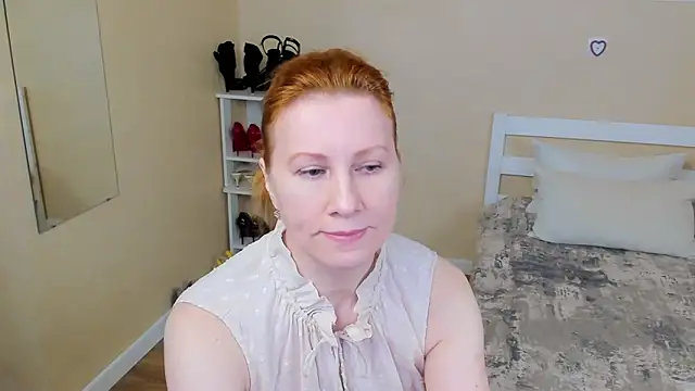 FoxySophia online show from March 19, 7:08 am