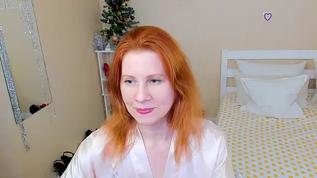 Snapshot of FoxySophia chatting on January 6, 10:08 am FoxySophia online show from January 6, 10:08 am