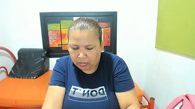 Snapshot of beckyummys chatting on February 14, 12:14 pm beckyummys online show from February 14, 12:14 pm