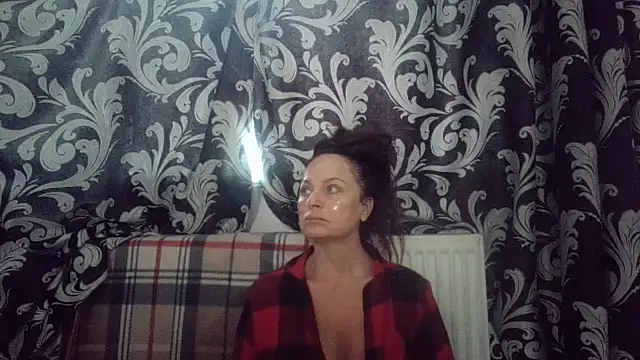 LindaStarS online show from October 16, 5:49 am