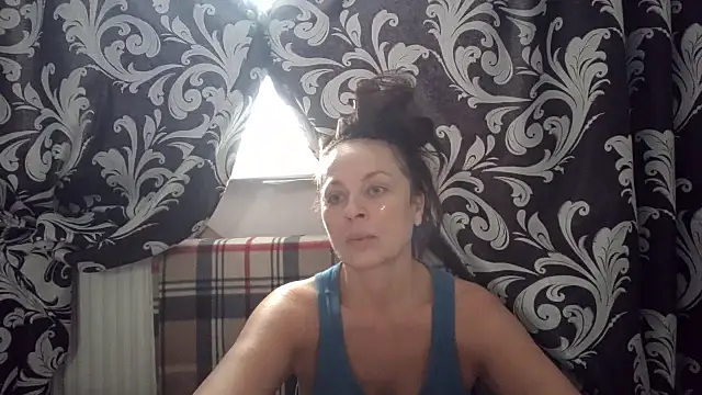 LindaStarS online show from February 7, 6:43 am