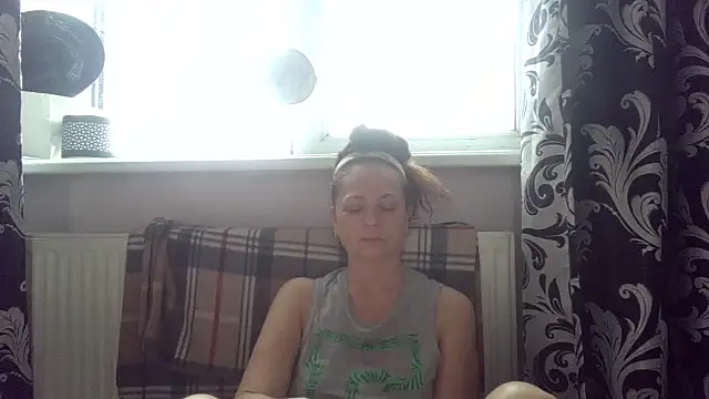 LindaStarS online show from June 3, 4:46 am