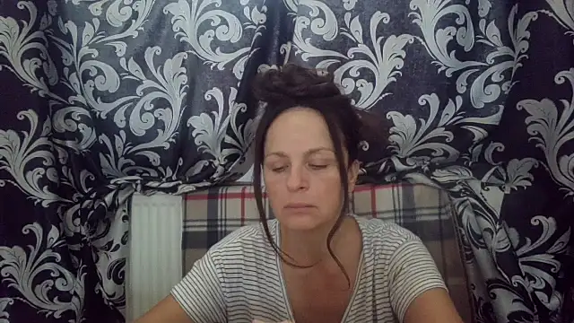 LindaStarS online show from November 1, 8:19 am