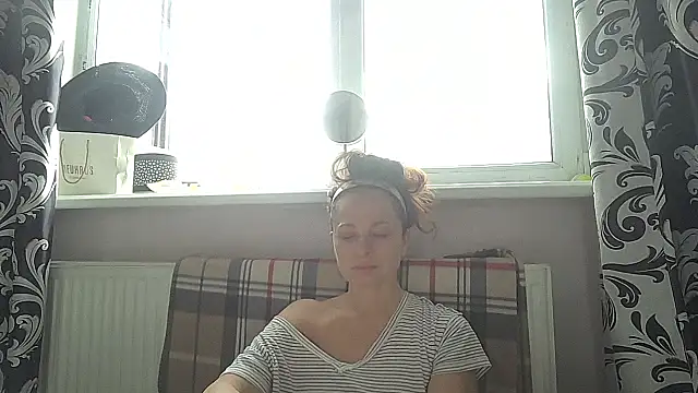 LindaStarS online show from May 14, 3:42 pm