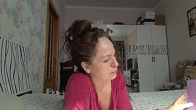 LindaStarS online show from April 13, 11:47 am