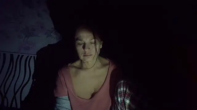 LindaStarS online show from December 15, 6:25 pm