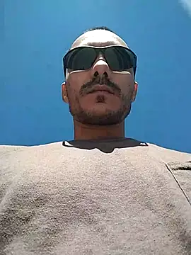 Snapshot of Selfsuckingfreak chatting on October 31, 4:47 pm Selfsuckingfreak online show from October 31, 4:47 pm