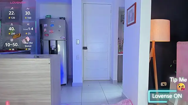 Snapshot of latinwondercockts chatting on October 11, 1:45 pm latinwondercockts online show from October 11, 1:45 pm