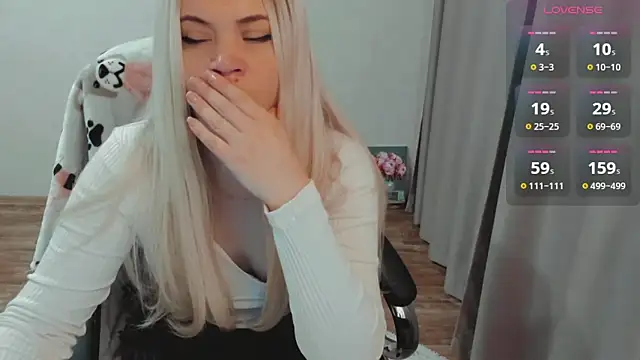 AllAboutLoveXx online show from November 1, 7:02 am