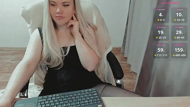 AllAboutLoveXx online show from February 25, 6:57 am