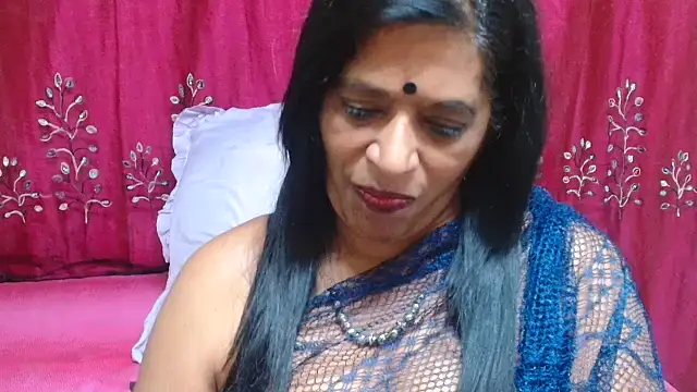 Snapshot of INDIANFUSION chatting on June 4, 5:56 am INDIANFUSION online show from June 4, 5:56 am