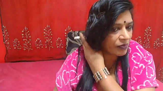 Snapshot of INDIANFUSION chatting on June 27, 5:57 am INDIANFUSION online show from June 27, 5:57 am