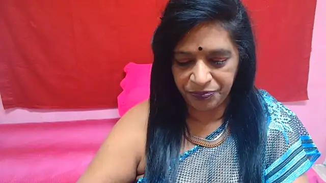 Snapshot of INDIANFUSION chatting on June 9, 4:46 am INDIANFUSION online show from June 9, 4:46 am