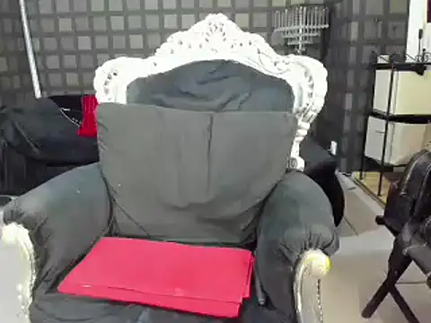 Snapshot of SiennaClaudia chatting on September 9, 3:54 pm SiennaClaudia online show from September 9, 3:54 pm