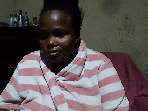 Snapshot of sexybigboobz chatting on June 6, 1:11 am sexybigboobz online show from June 6, 1:11 am