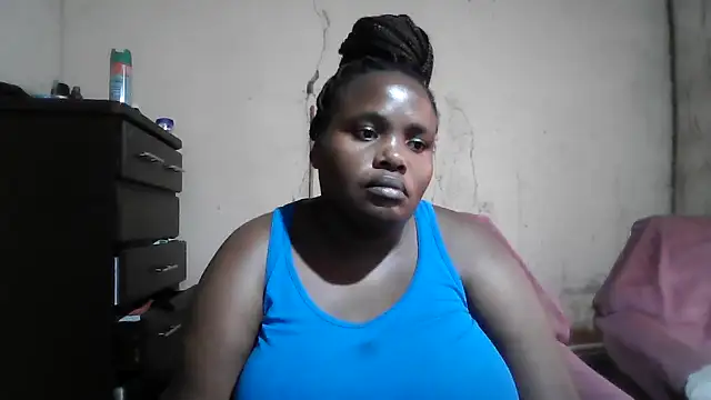Snapshot of sexybigboobz chatting on October 12, 2:29 pm sexybigboobz online show from October 12, 2:29 pm