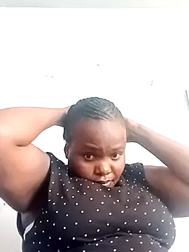 sexybigboobz online show from April 19, 8:59 am