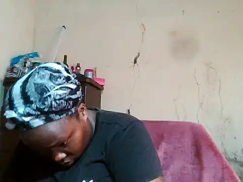 sexybigboobz online show from December 19, 7:44 am