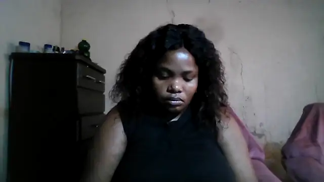 Snapshot of sexybigboobz chatting on September 9, 6:01 am sexybigboobz online show from September 9, 6:01 am