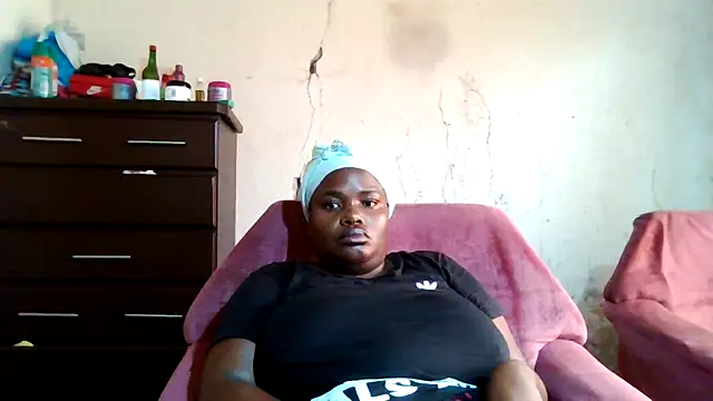 sexybigboobz online show from December 3, 5:30 am