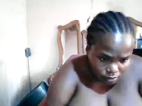 Snapshot of sexybigboobz chatting on March 19, 1:29 pm sexybigboobz online show from March 19, 1:29 pm