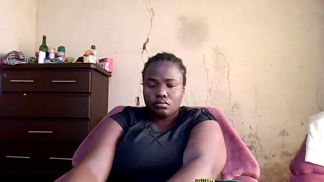 Snapshot of sexybigboobz chatting on July 20, 5:37 am sexybigboobz online show from July 20, 5:37 am