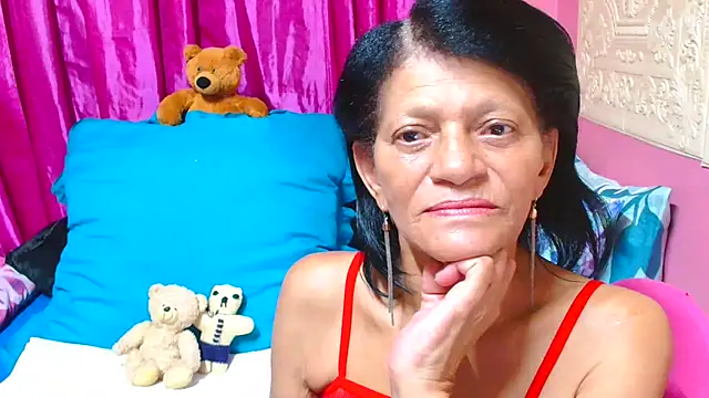 SLUTTYROXY online show from March 17, 5:27 pm