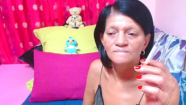 SLUTTYROXY online show from March 11, 6:02 pm