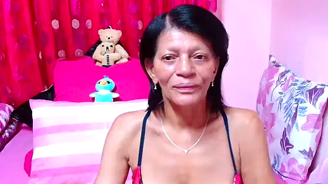 Snapshot of SLUTTYROXY chatting on November 4, 5:39 pm SLUTTYROXY online show from November 4, 5:39 pm