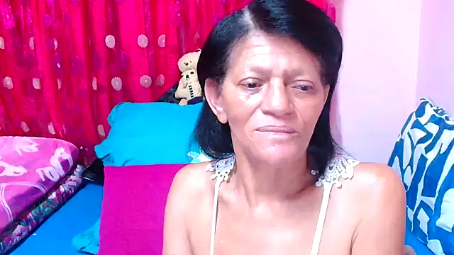 Snapshot of SLUTTYROXY chatting on November 17, 5:50 pm SLUTTYROXY online show from November 17, 5:50 pm