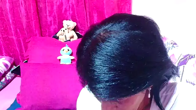 Snapshot of SLUTTYROXY chatting on November 28, 7:25 pm SLUTTYROXY online show from November 28, 7:25 pm