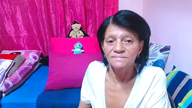 SLUTTYROXY online show from December 14, 9:20 pm