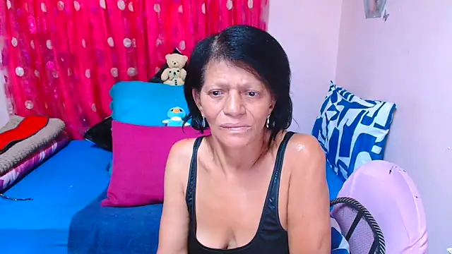 SLUTTYROXY online show from April 8, 8:38 am