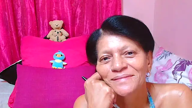 SLUTTYROXY online show from January 11, 8:32 am