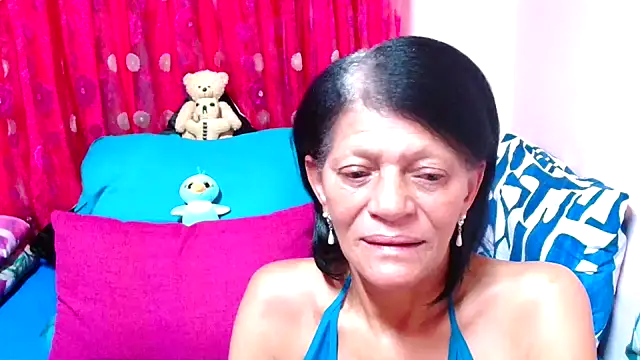 Snapshot of SLUTTYROXY chatting on October 22, 5:12 pm SLUTTYROXY online show from October 22, 5:12 pm