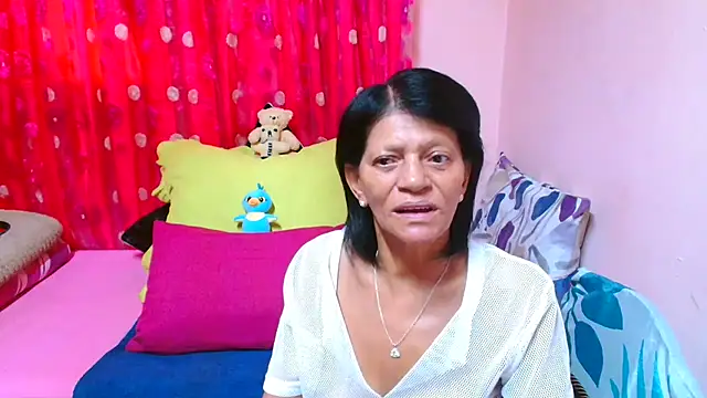 SLUTTYROXY online show from March 14, 10:10 am